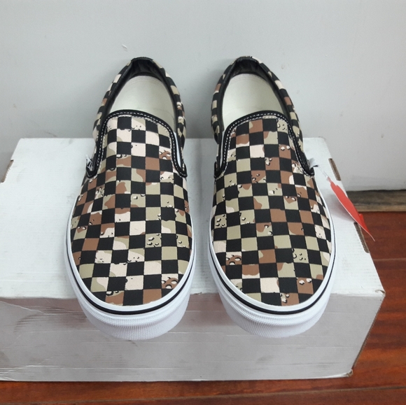Vans - Picture 2 of 3